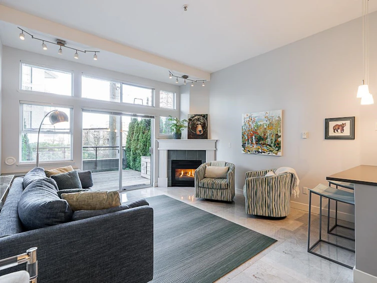 108-131 W 3rd Street, North Vancouver, BC, V7M 1E7
