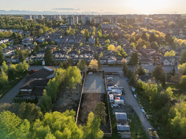 6300 No.4 Road, Richmond, BC, V6Y 2S9 - 6