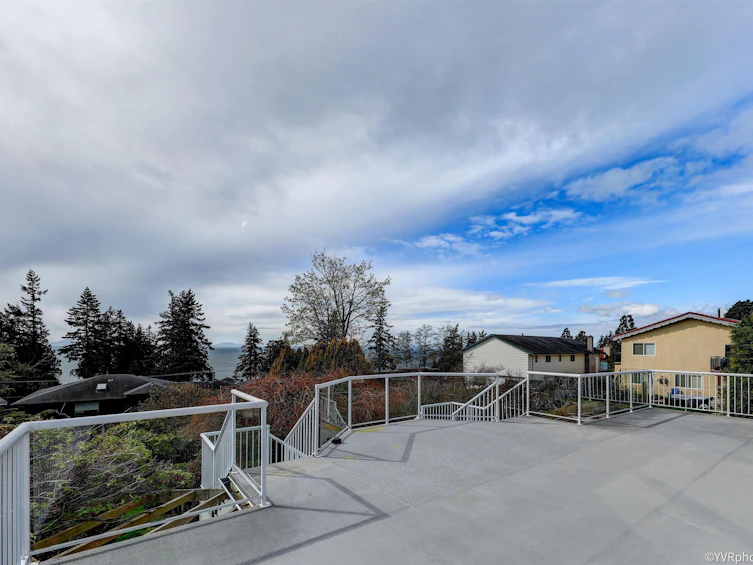 1419 133a Street, Surrey, BC, V4A 6A2 - 4