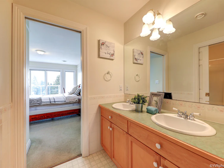 1419 133a Street, Surrey, BC, V4A 6A2 - 30