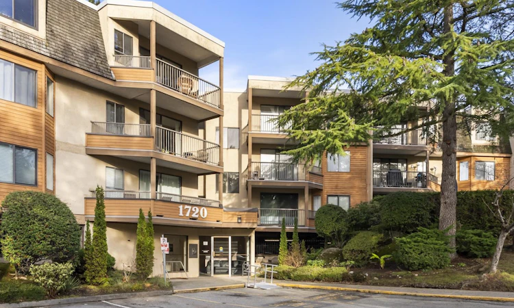 106-1720 Southmere Crescent