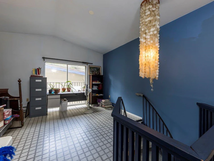 4339 Cliffmont Road, North Vancouver, BC, V7G 1J6 - 27