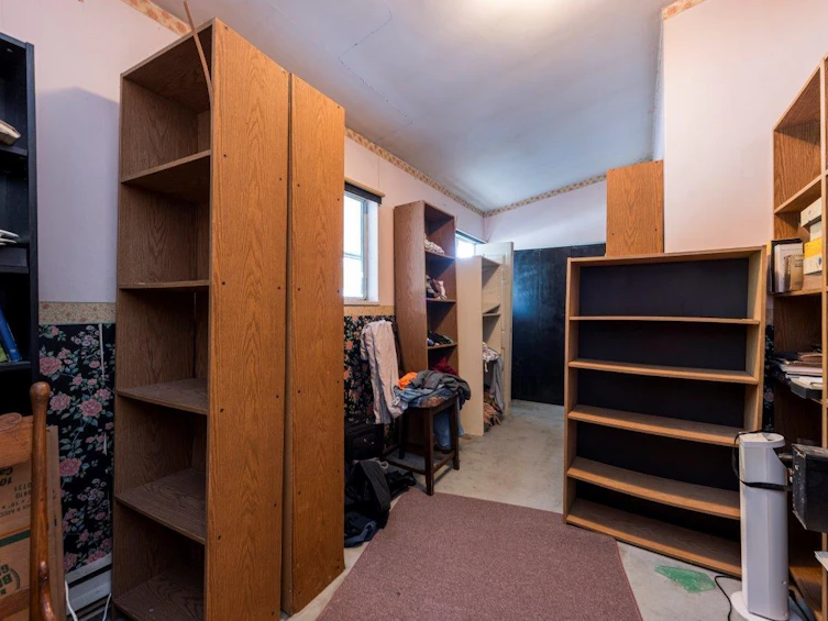 4339 Cliffmont Road, North Vancouver, BC, V7G 1J6 - 29