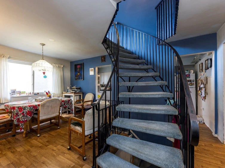 4339 Cliffmont Road, North Vancouver, BC, V7G 1J6 - 20