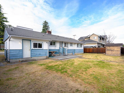 4064 Burke Street - 3