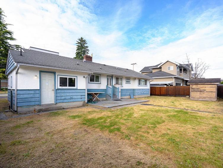 4064 Burke Street, Burnaby, BC, V5H 1A8 - 3