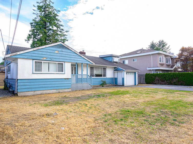 4064 Burke Street, Burnaby, BC, V5H 1A8 - 2