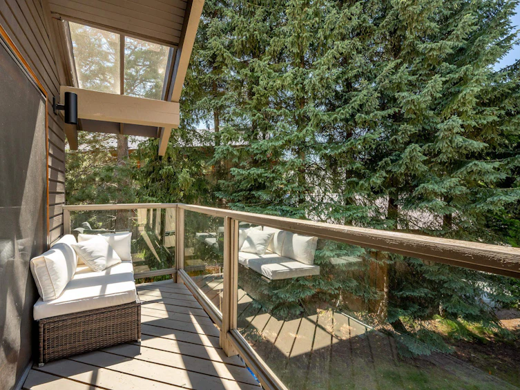 6444 Toad Hollow, Whistler, BC, V8E 0C5 - 28