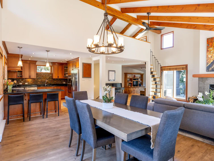 6444 Toad Hollow, Whistler, BC, V8E 0C5 - 9