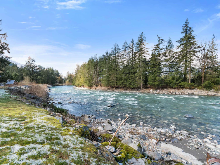 30 Robertson Crescent, Hope, BC, V0X 1L4 - 2