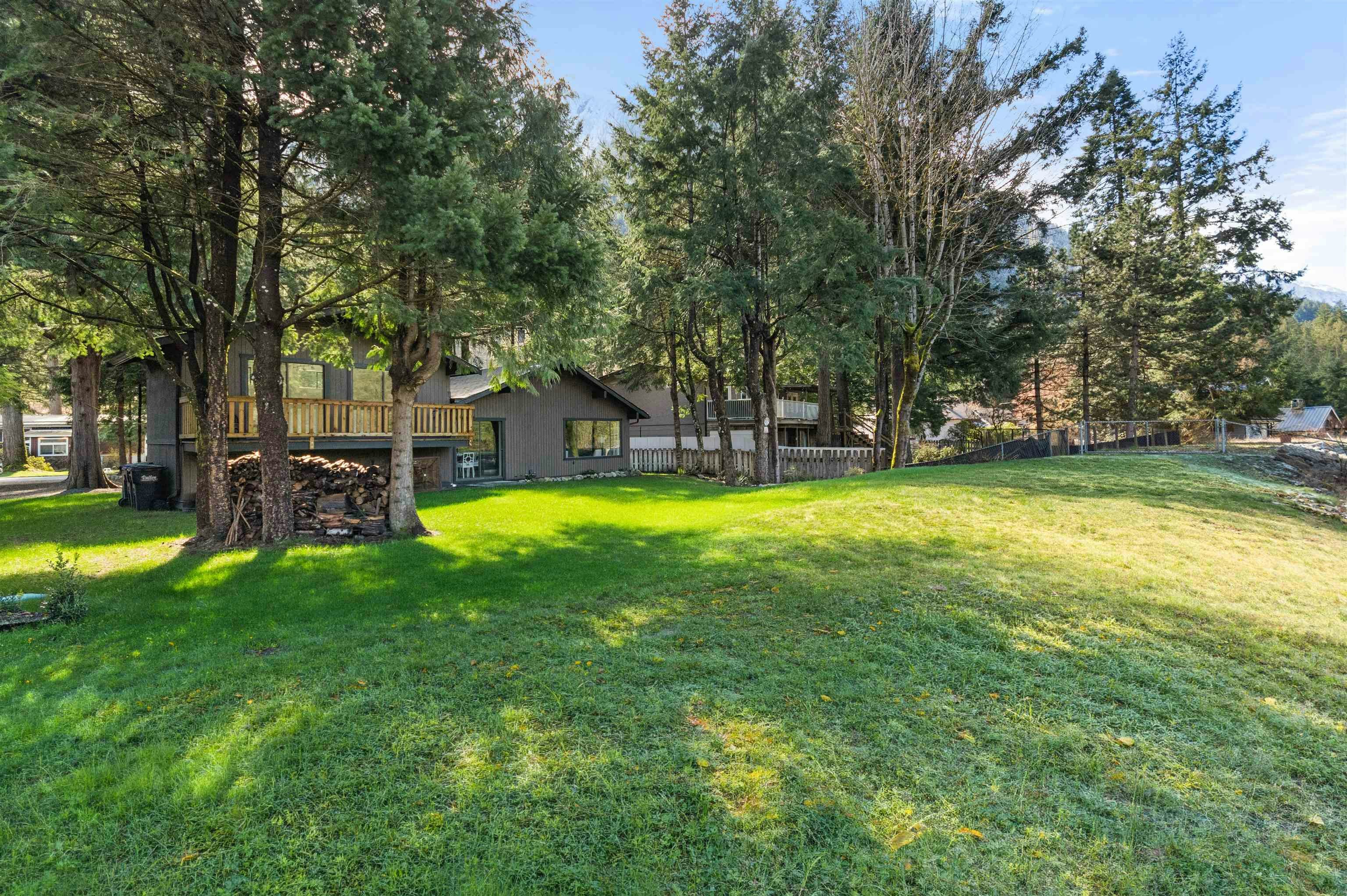 30 Robertson Crescent, Hope, BC, V0X 1L4 - 34