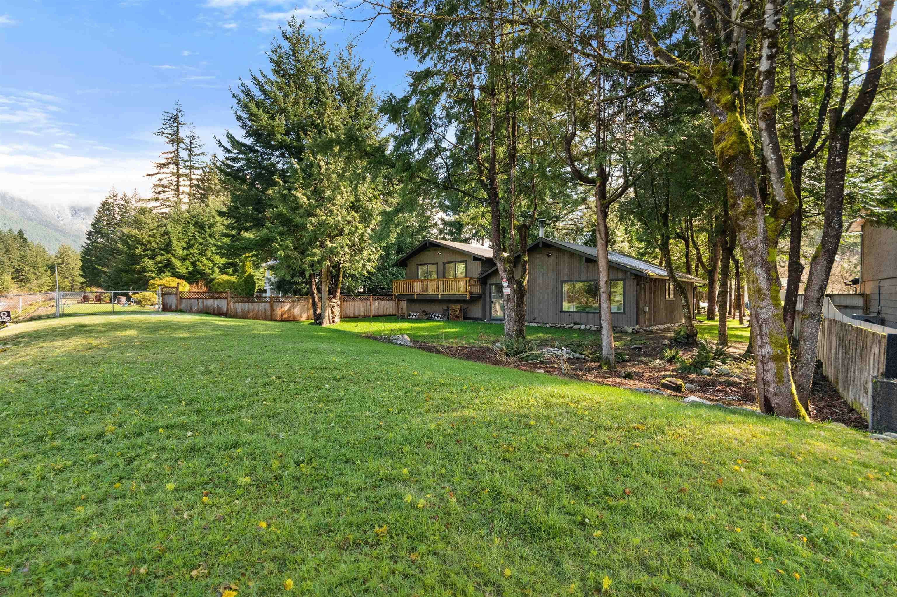 30 Robertson Crescent, Hope, BC, V0X 1L4 - 36
