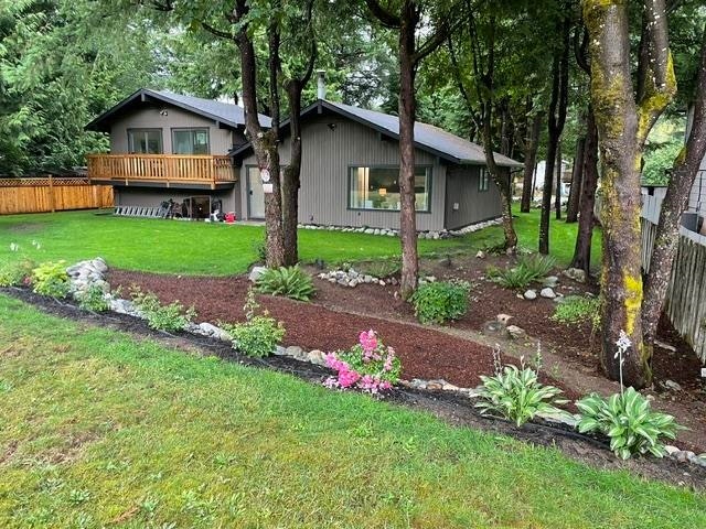 30 Robertson Crescent, Hope, BC, V0X 1L4