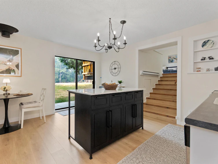 30 Robertson Crescent, Hope, BC, V0X 1L4 - 12