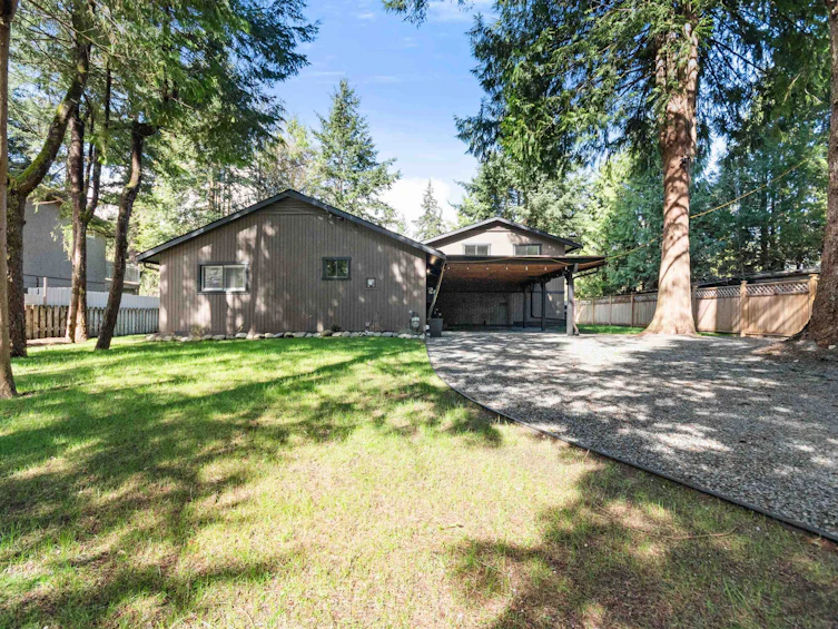 30 Robertson Crescent, Hope, BC, V0X 1L4 - 7