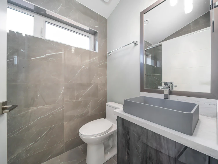 5350 Lanark Street, Vancouver, BC, V5P 2Y1 - 25