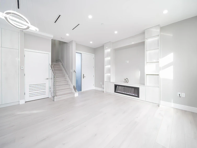 5350 Lanark Street, Vancouver, BC, V5P 2Y1 - 12