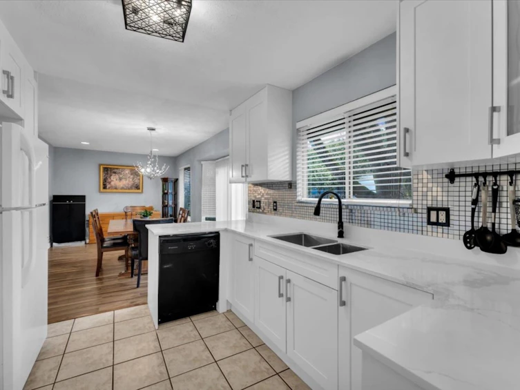 3-6675 No. 2 Road, Richmond, BC, V7C 3L5 - 13