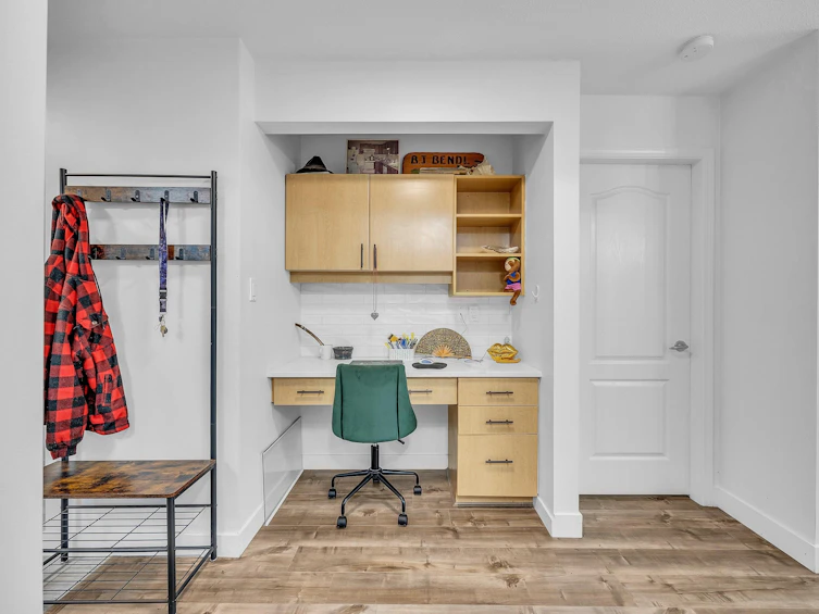 310-15220 Guildford Drive, Surrey, BC, V3R 0Y6 - 5
