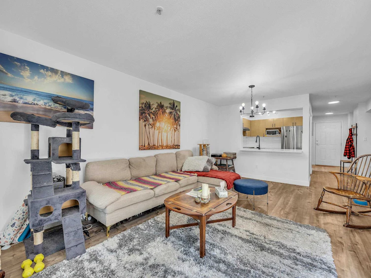 310-15220 Guildford Drive, Surrey, BC, V3R 0Y6 - 7