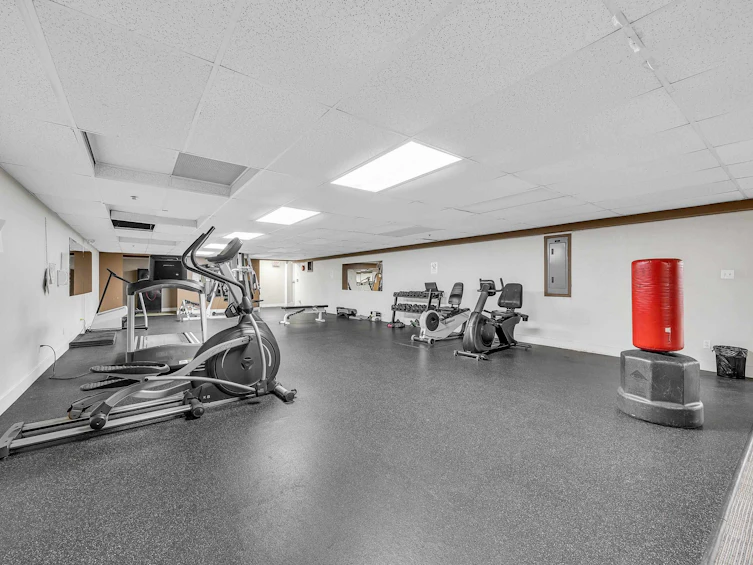 310-15220 Guildford Drive, Surrey, BC, V3R 0Y6 - 28