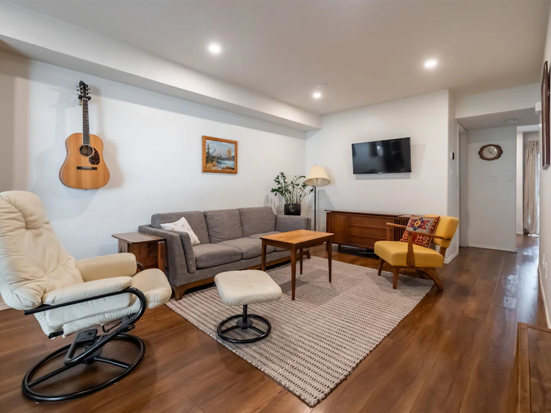 4 - 9486 Woodbine Street, Chilliwack BC V2P 5S4