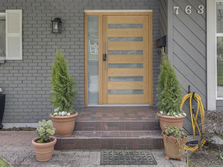 763 Weymouth Drive, North Vancouver, BC, V7K 2Z5 - 2