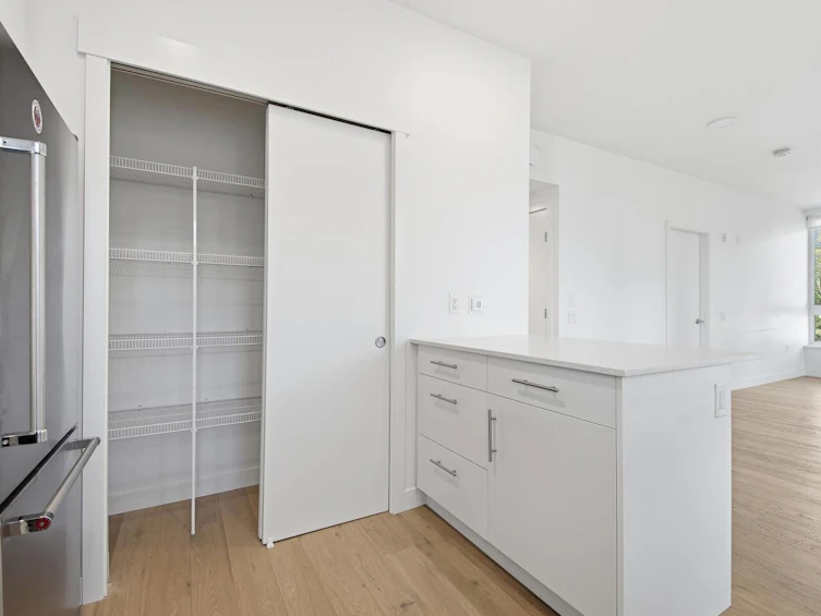 405-2137 Chesterfield Avenue, North Vancouver, BC, V7M 2P7 - 5