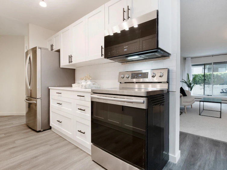 114-9672 134 Street, Surrey, BC, V3T 5L5 - 10