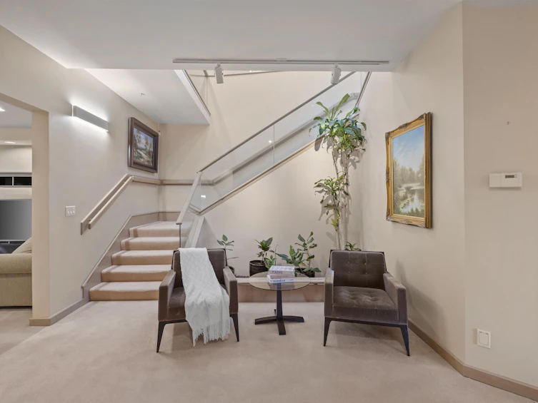 2490 Westhill Court, West Vancouver, BC, V7S 3A5 - 25