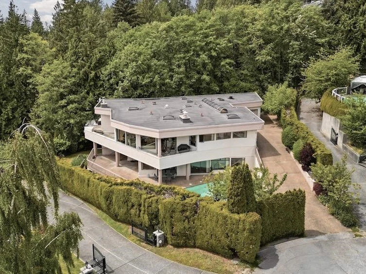 2490 Westhill Court, West Vancouver, BC, V7S 3A5 - 36