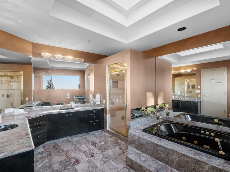 2490 Westhill Court, West Vancouver, BC, V7S 3A5 - 22