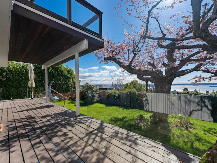 2220 Queens Avenue, West Vancouver, BC, V7V 2Y3 - 31