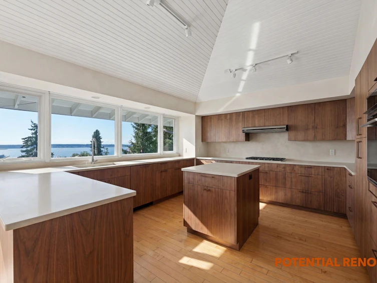 2220 Queens Avenue, West Vancouver, BC, V7V 2Y3 - 3