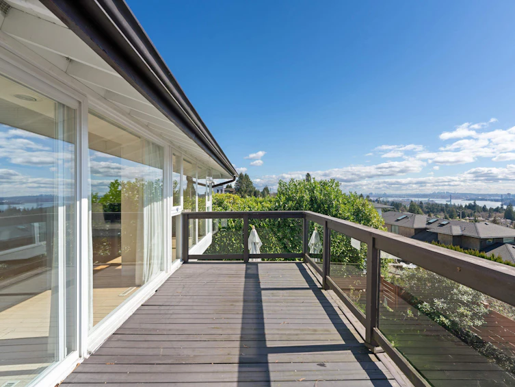 2220 Queens Avenue, West Vancouver, BC, V7V 2Y3 - 22