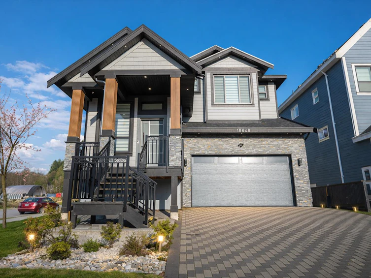 10648 124 Street, Surrey, BC, V3V 0E2 - 2