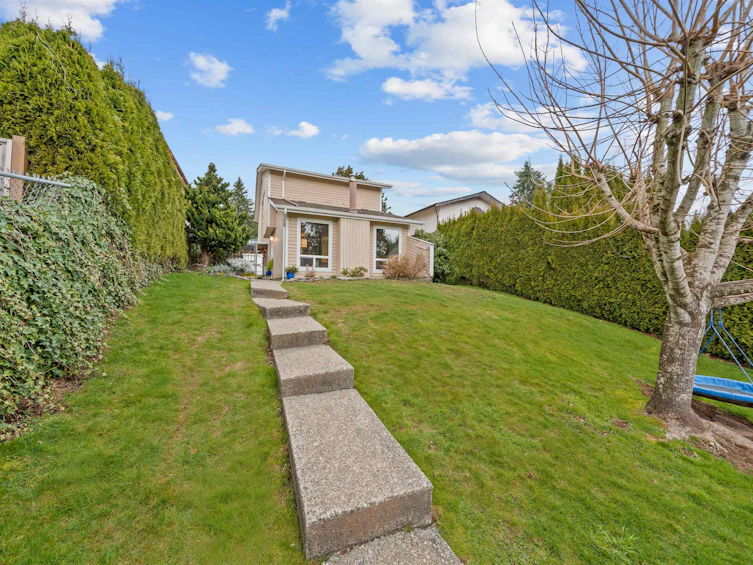 33139 Myrtle Avenue, Mission, BC, V2V 4R6 - 3