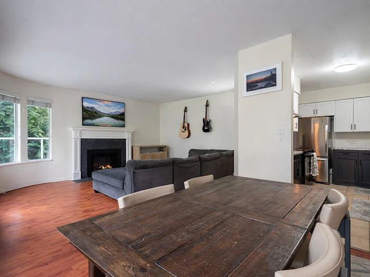 202-320 W 2nd Street, North Vancouver, BC, V7M 1E1 - 8