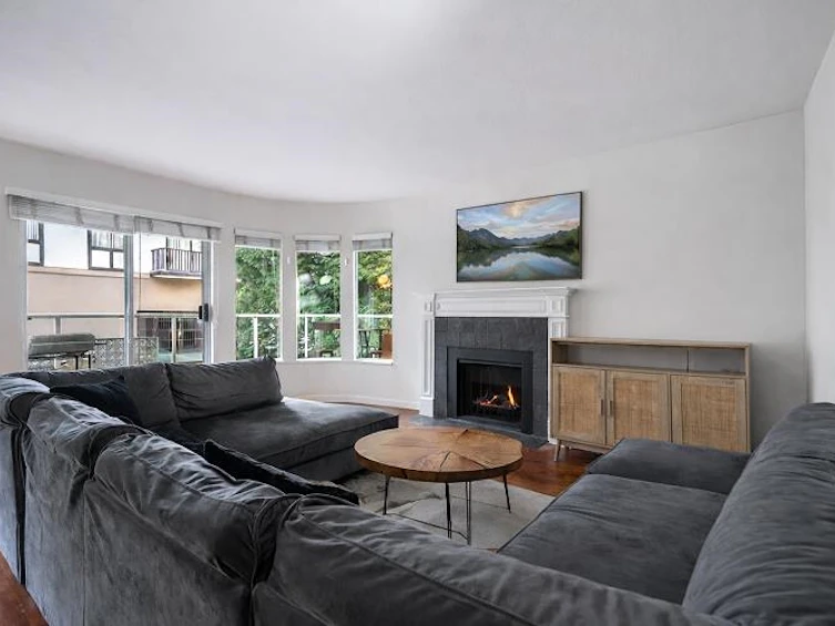 202-320 W 2nd Street, North Vancouver, BC, V7M 1E1 - 4