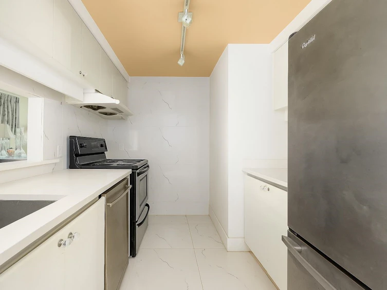 806-1238 Melville Street, Vancouver, BC, V6E 4N2 - 9