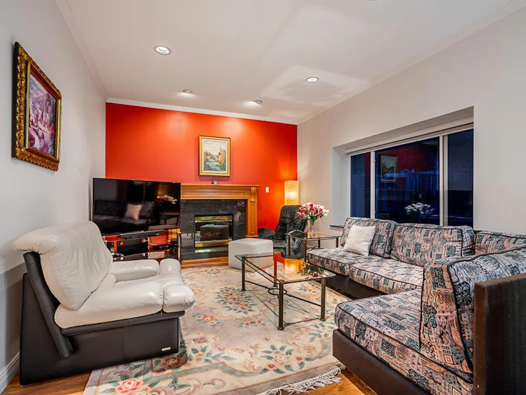 2768 Southcrest Drive, Burnaby, BC, V5A 4V4 - 9