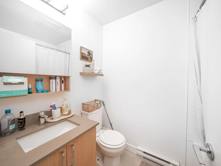 206-7250 18th Avenue, Burnaby, BC, V3N 1H3 - 17
