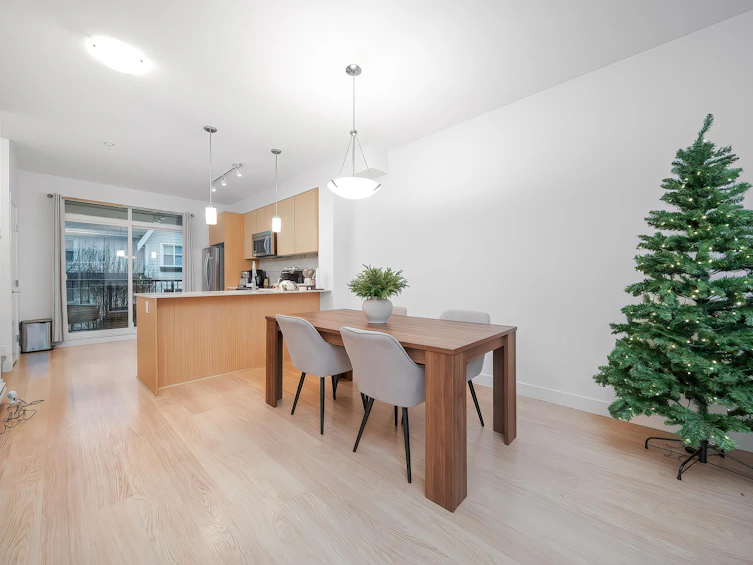 206-7250 18th Avenue, Burnaby, BC, V3N 1H3 - 8