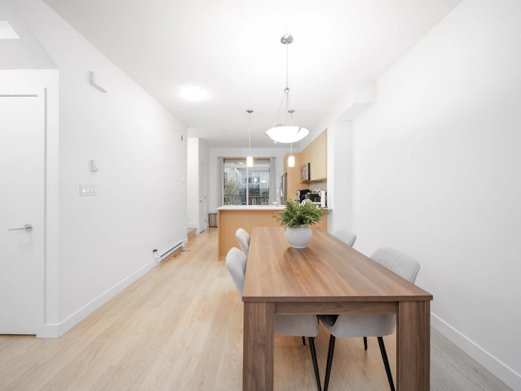 206-7250 18th Avenue, Burnaby, BC, V3N 1H3 - 9