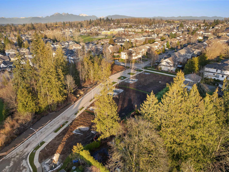 18096 66 Avenue, Surrey, BC, V3S 9A2 - 6