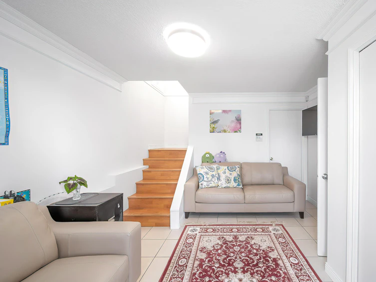 6626 Inverness Street, Vancouver, BC, V5X 4E9 - 2