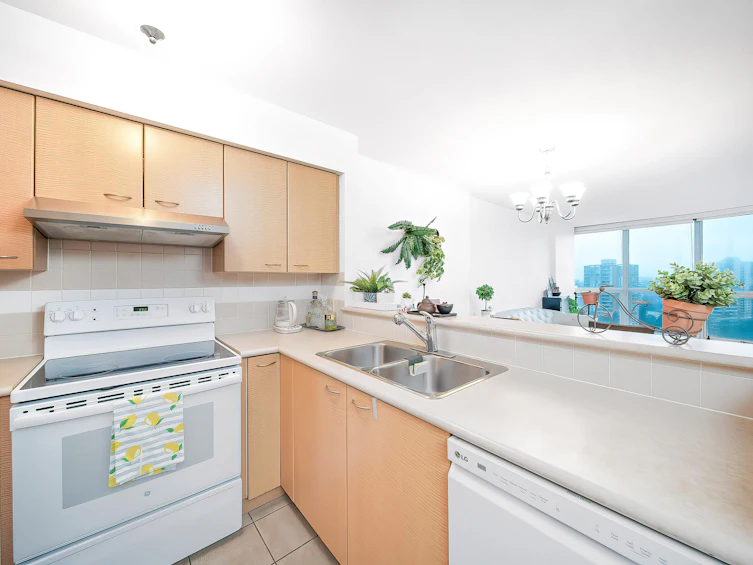2103-6088 Willingdon Avenue, Burnaby, BC, V5H 4V2 - 9