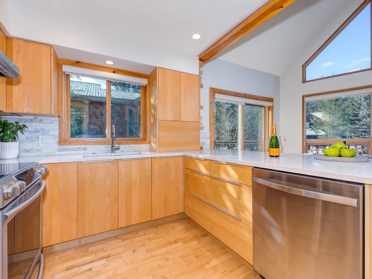 2748 Coyote Place, Whistler, BC, V8E 0A8 - 7
