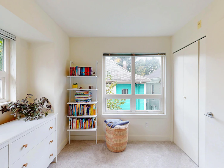 101-1672 E Pender Street, Vancouver, BC, V5L 1W3 - 12