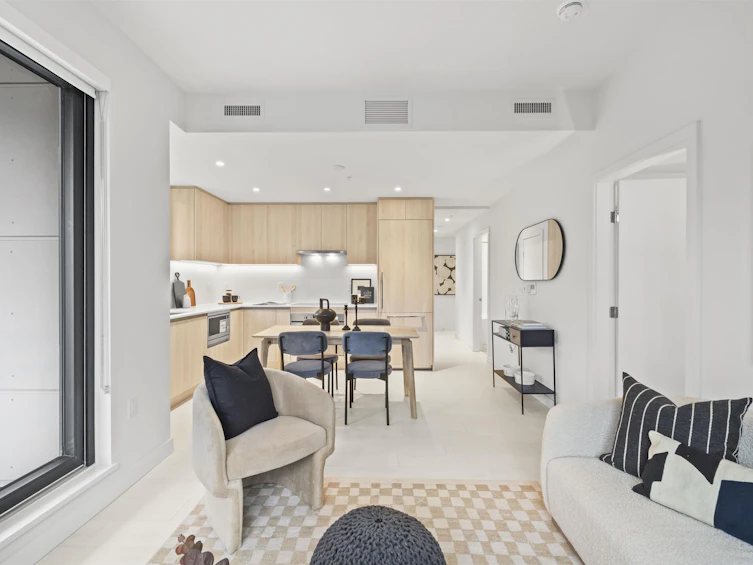 204-4928 Quebec Street, Vancouver, BC, V5W 0G6 - 6